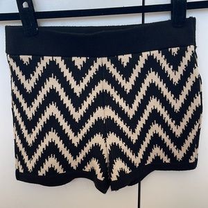 Knit shorts